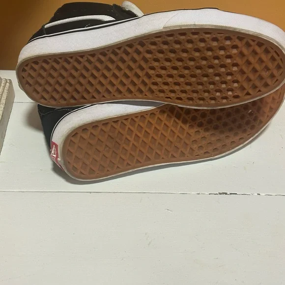 Vans SK8-HI Black and White High-Top Sneakers W 8.5 M 7 - Picture 4 of 5